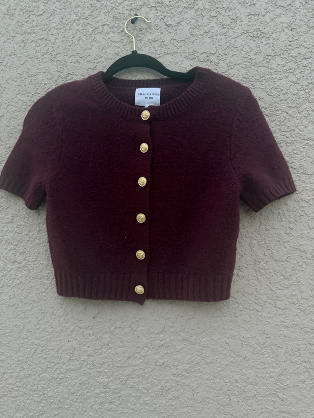Willow & Wind Burgundy Short-Sleeve Cropped Cardigan